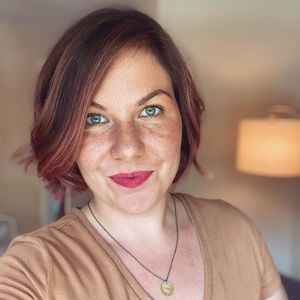 Meet your Posher, Jena